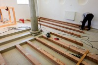 PRÁCE NA KAPLI SV. RODINY POKRAČUJÍ