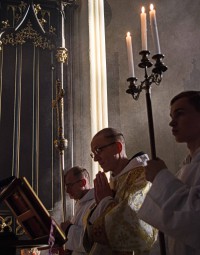 FOTOGRAFIE Z LITURGICKÉHO SLAVENÍ LETOŠNÍCH VELIKONOC