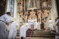 Odhalování oltářů (6)